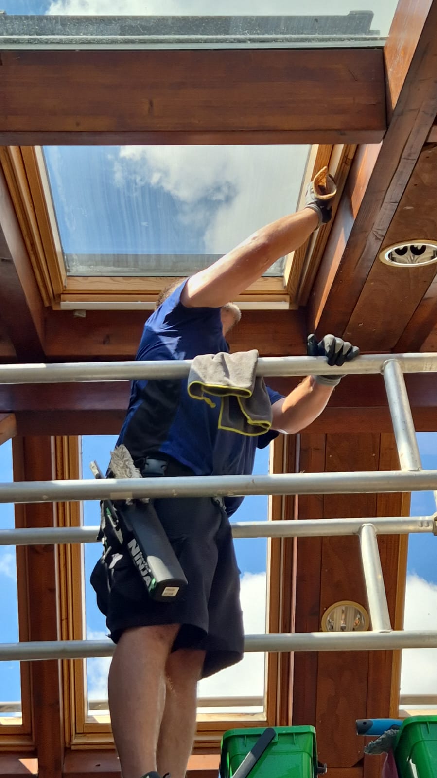 Terrassendachreinigung Hamm am Rhein — klare Sicht nach oben